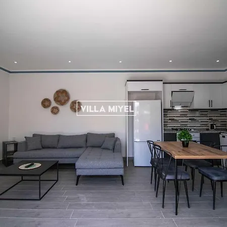 Miyel Villas *